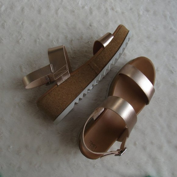 Time and Tru Shoes - Platform sandals